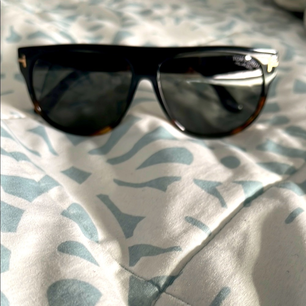Stylish Tortoise Tom Ford Sunglasses